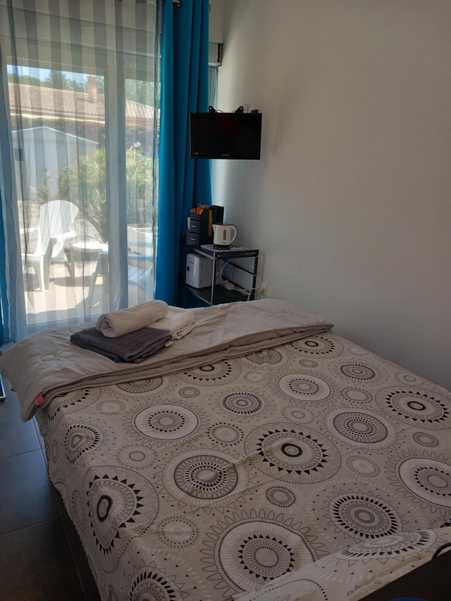 Les Lézards au Soleil Bed and Breakfast Draguignan Eksteriør billede