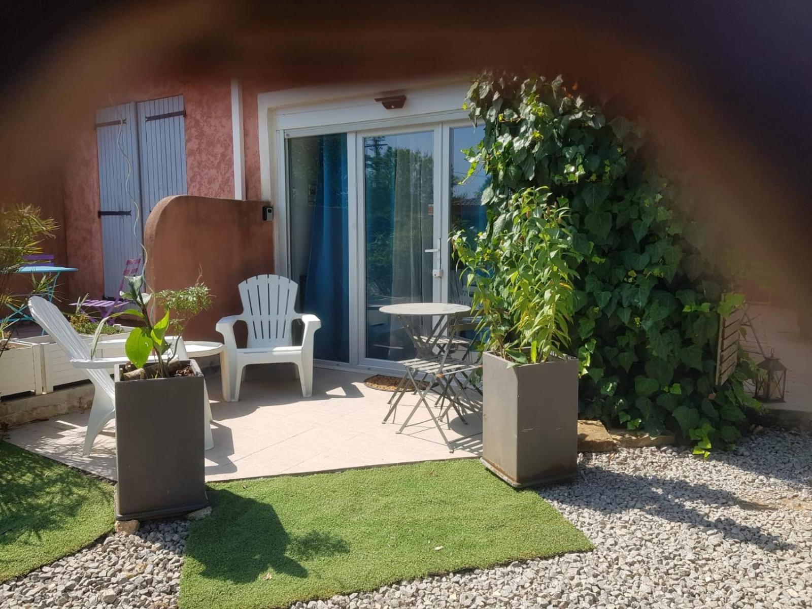 Les Lézards au Soleil Bed and Breakfast Draguignan Eksteriør billede