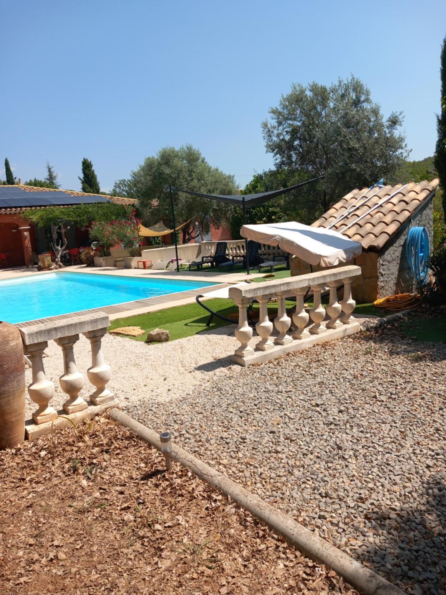 Les Lézards au Soleil Bed and Breakfast Draguignan Eksteriør billede