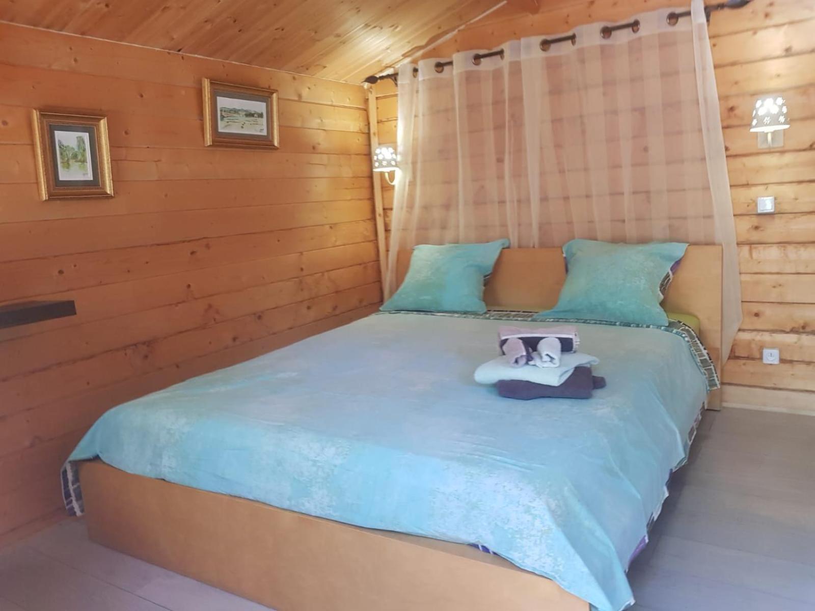 Les Lézards au Soleil Bed and Breakfast Draguignan Eksteriør billede